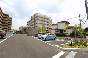 きさと苑こはた館　専用駐車場